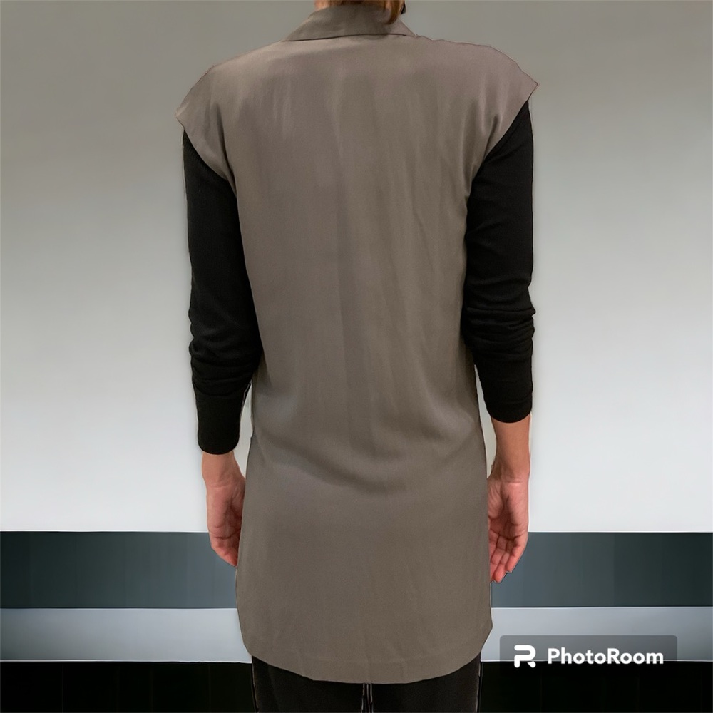 Theory Grey Silk Sleeveless Dress / Blouse, Button Front, Lined, Size 0, Luxury! - Picture 5 of 13
